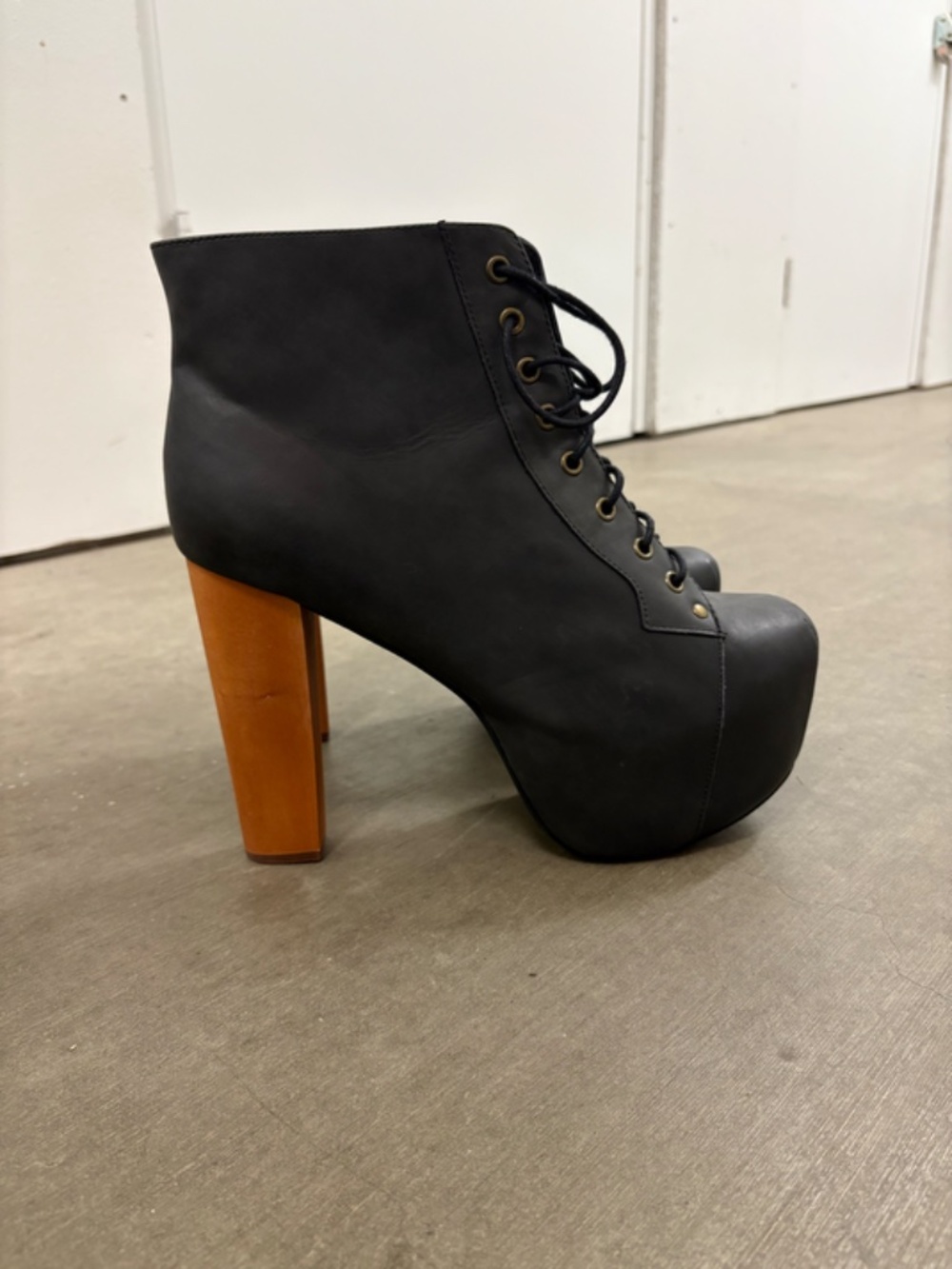Jeffrey Campbell Lita platform lace-up boots - Picture 3 of 8